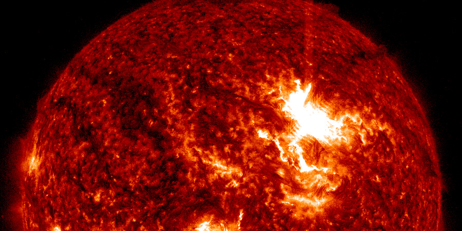 RADIAȚIA SE INTENSIFICĂ - ERUPȚIE DE MILIARDE ȘI MEGAFURTUNĂ PE DRUM! 🔥💥