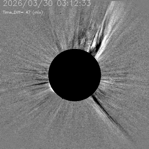 Солнце выстрелило вспышку X1.5, и она летит к нам! 🔥 - 2